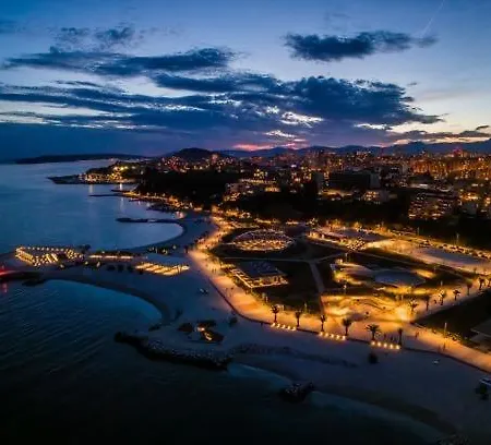 Znjan Beachfront Luxury Beautiful New With Garden Jacuzzi And Sauna